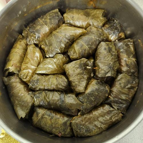 עלי גפן במלית 
ירקות ואורז