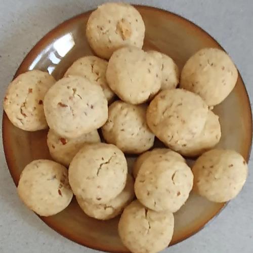 כדורי  שקדים