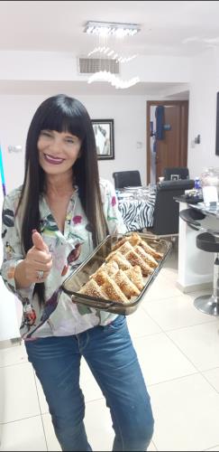 בורקס במילוי ברוקולי בצל סגול גמבה ותפו"א 
