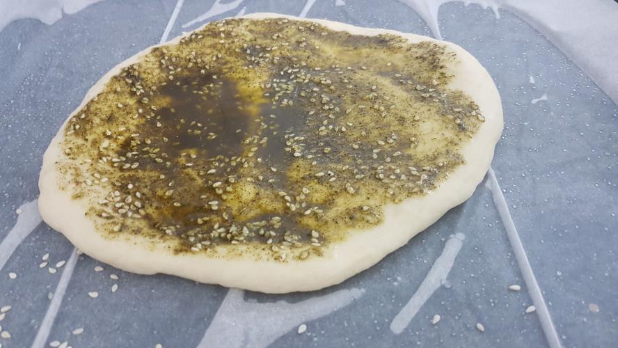 פיתה זעתר ושמן ...