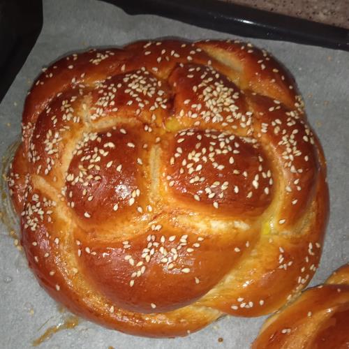 חלות מתוקות בזיגוג דבש 