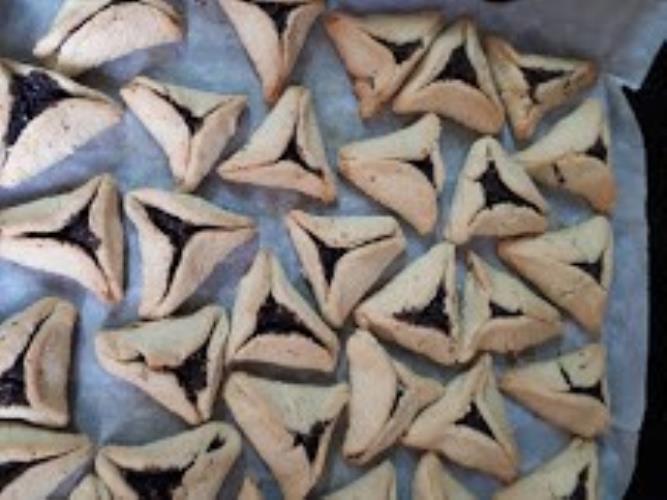 אוזני המן ממולאים בפרג