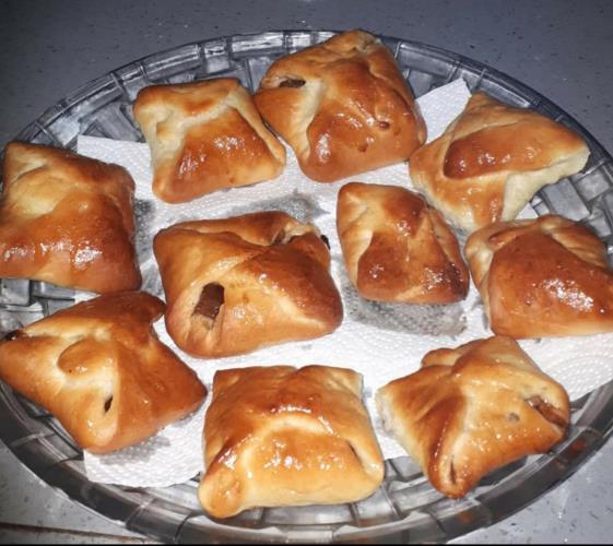 בצק שמרים במילוי תפוחים