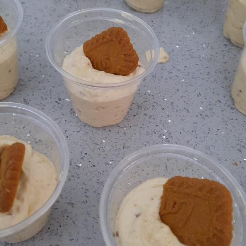 קינוח לוטוס בגב...