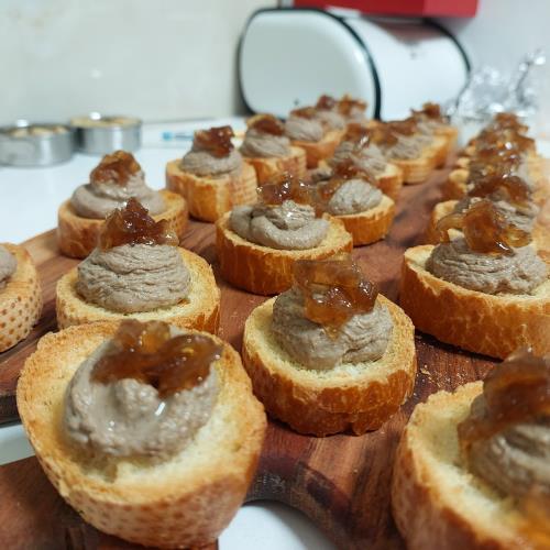 פטה כבד על ברוס...