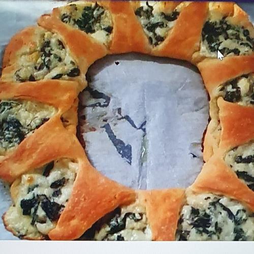 מאפה גבינות ועלי מנגולד