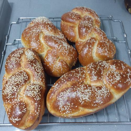 חלות 