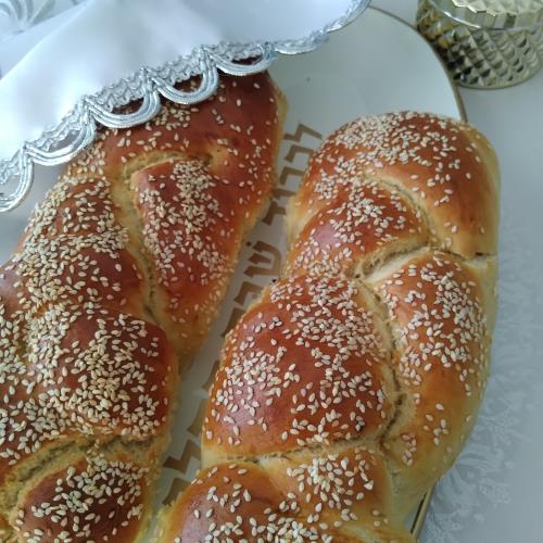 חלות ולחמניות לכבוד שבת המלכה