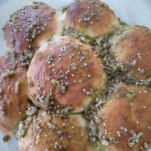 לחם שום וזעתר