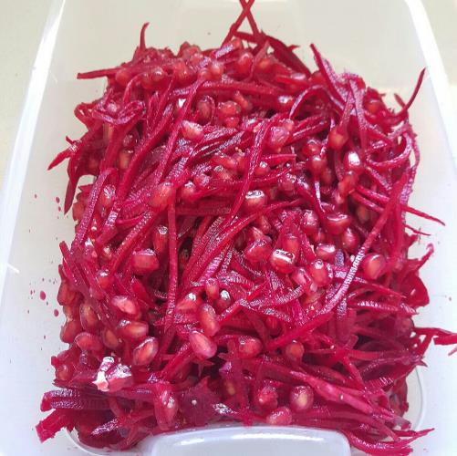 סלט סלק ורימונים