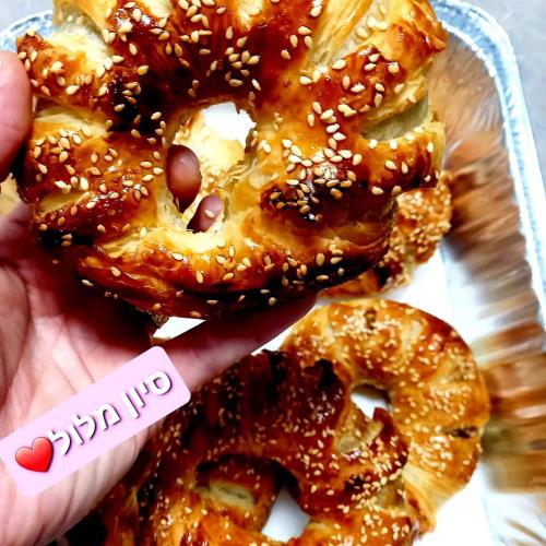 בורקס בשר וחציל קלוי על האש 