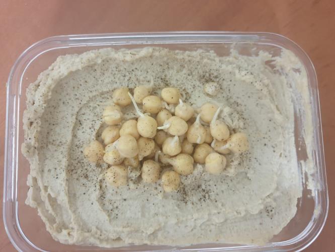 חומוס ביתי טעים...