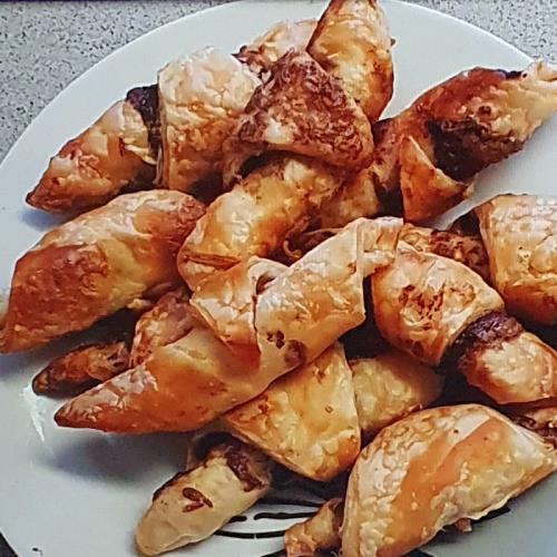 מגולגלות מלוואח עם ממרח קקאו ואוזי לוז