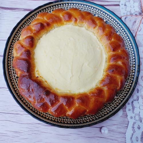 מאפה שמרים חגיגי במילוי גבינה