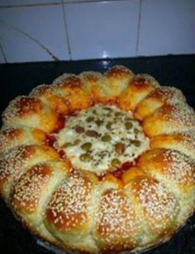 פיצה בצורת פרח משגעת