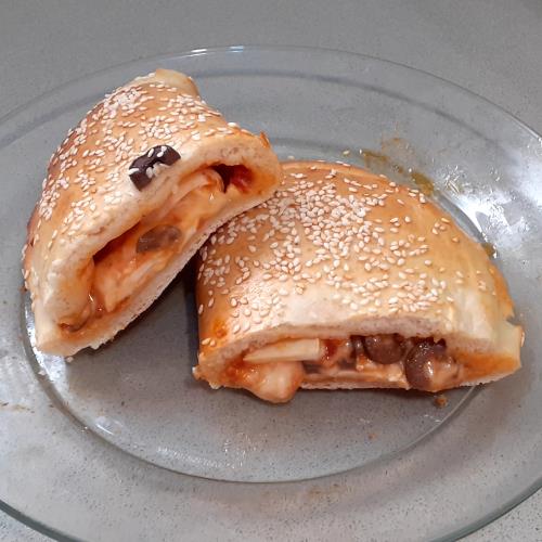 סמבוסק פיצה+ פיצה