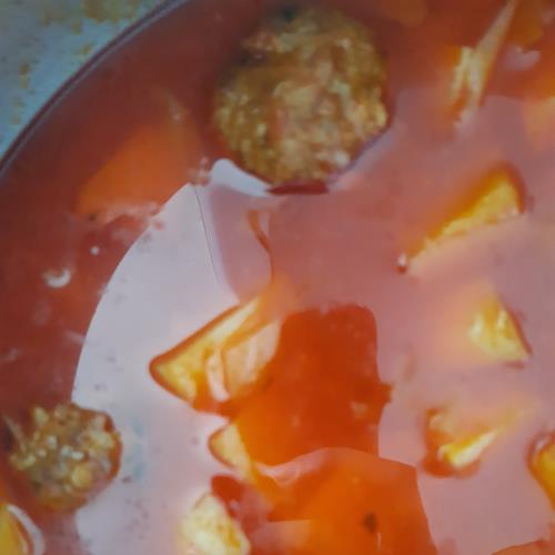תפוחי אדמה וקציצות