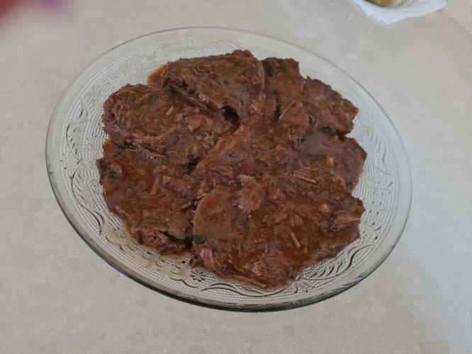 צלי בקר בבישול ארוך