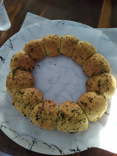 לחם שום 