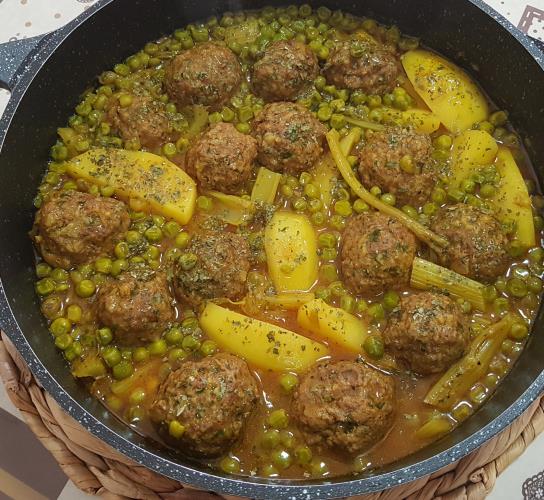 קציצות אפונה סלרי ותפו"א