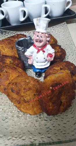 לביבות בטטה🍠 עם בצל ירוק ובצל סגול עם תבלין פילדלפיה 