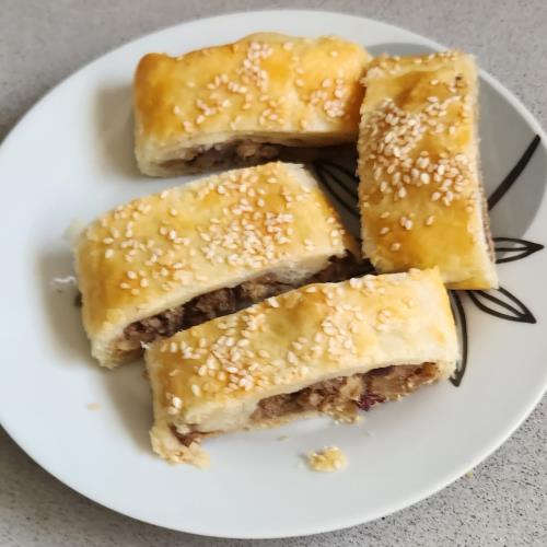 רולדות בשר
