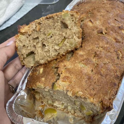 עוגת תפוחים בחושה