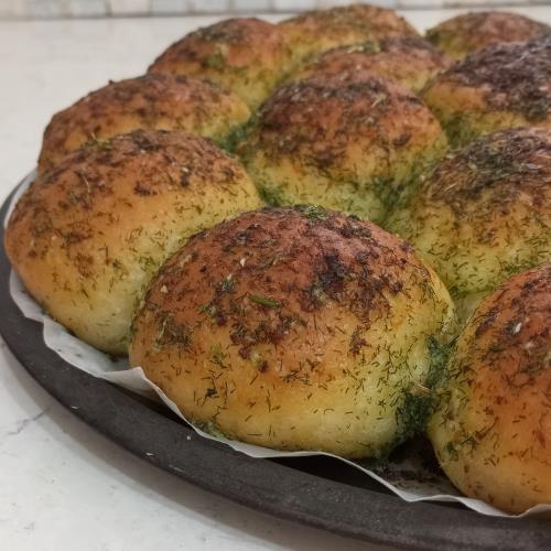 לחמניות שום וזעתר