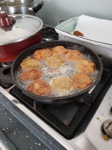 קציצות מטוגנות ועם רוטב מיוחד מתכון של חמותי ז"ל