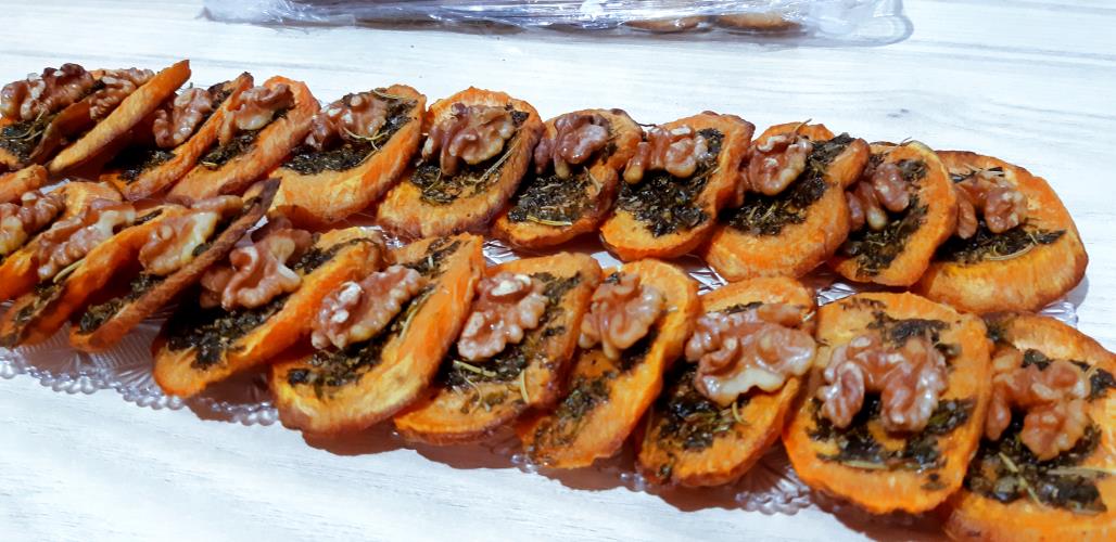 פרוסות בטטה בעשבי תיבול