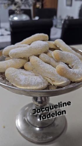 עוגיות סהרונים מטורפות עם  חמאה ושקדים