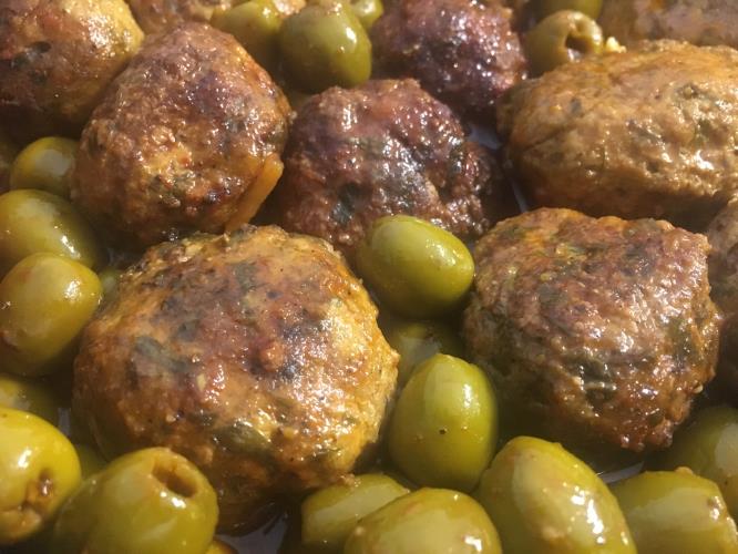 כדורי עוף בזיתים 