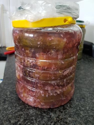 חצילים כבושים