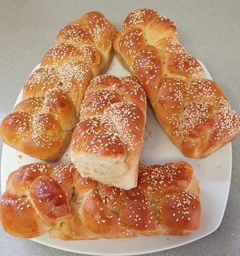 חלות רכות וטעימות