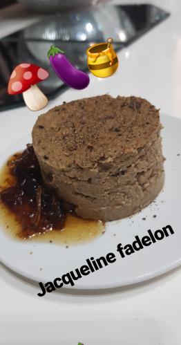 ממרח חצילים בטעם כבד עם רוטב טריאקי 