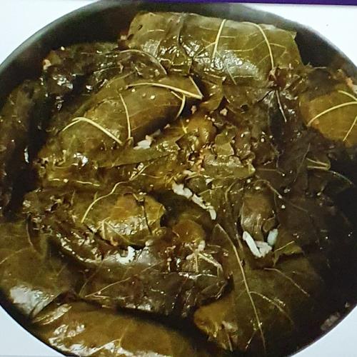 עלי גפן ממולאים בבשר ואורז