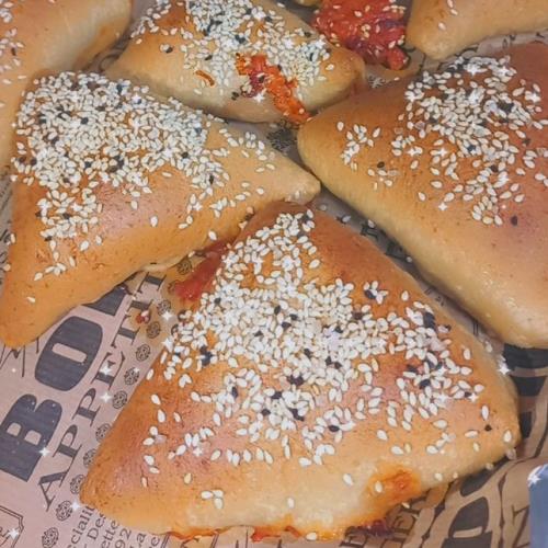 סמבוסק פיצה