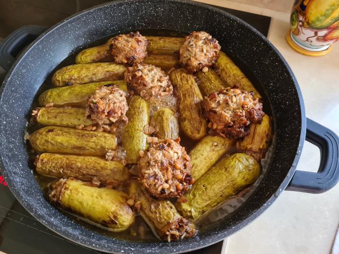 קישואים ממולאים