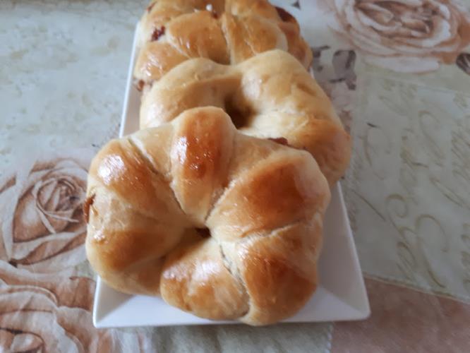 בריוש ממולא בריבה