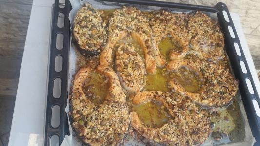 סלמון בפיצוחים