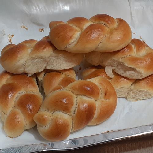 קליעת לחמניות שמינייה