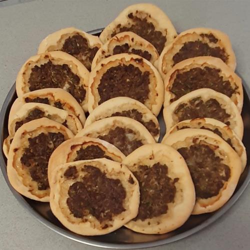 פיתה עם בשר