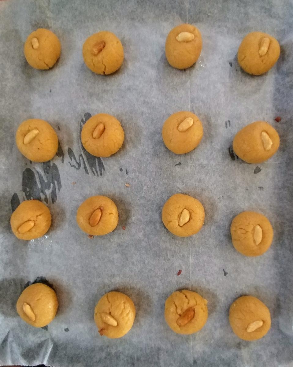העוגיות מוכנות לאפייה 